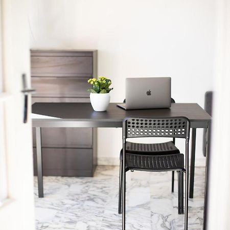 Studio With Terrace And Sea View, 10 Min To The Beach นีซ ภายนอก รูปภาพ